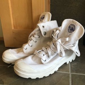 Palladium baggy boots vintage style